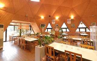 郷土料理レストラン「やすらぎ館」