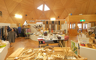 店内ギャラリースペース